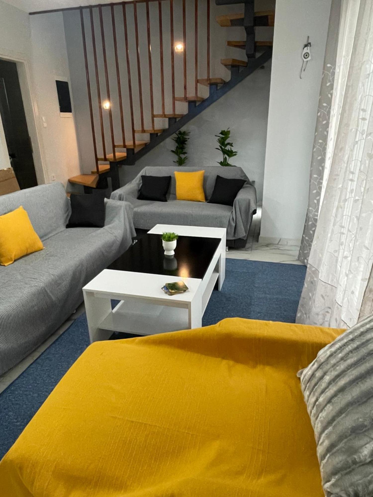 Chara'S House Apartment Kavala Exterior photo