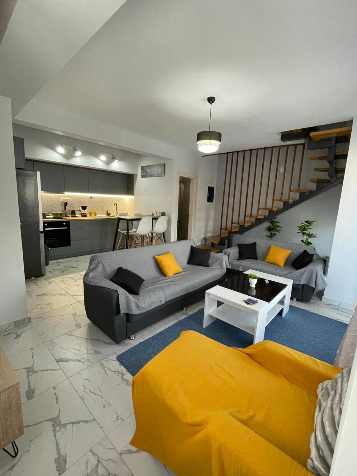 Chara'S House Apartment Kavala Exterior photo